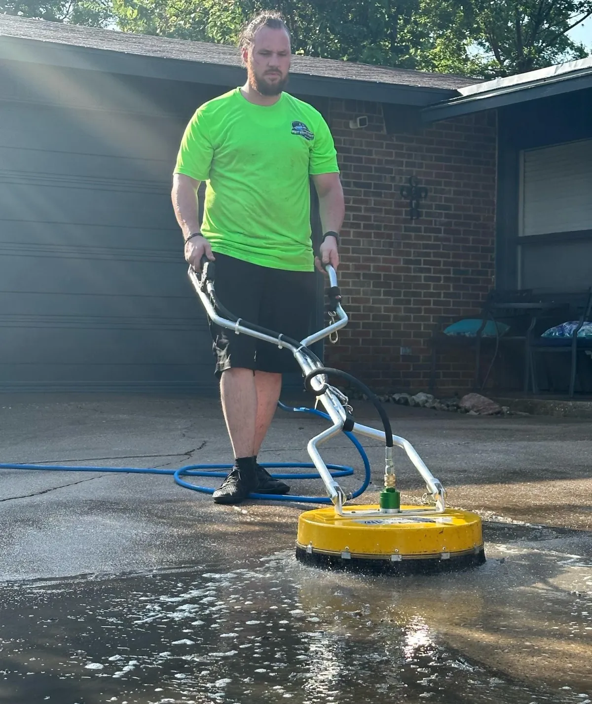 PROFESSIONAL CONCRETE CLEANING