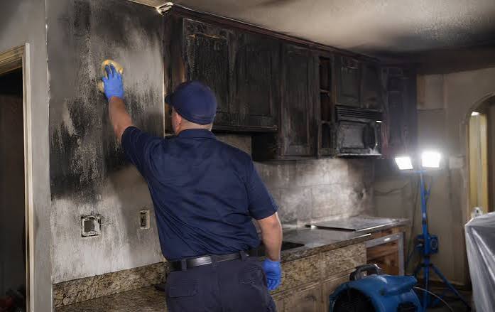 Fire and smoke damage mitigation service