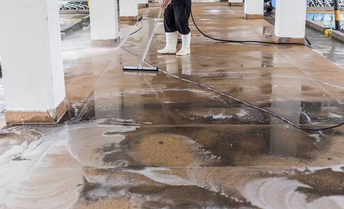 Professional flood damage cleanup service