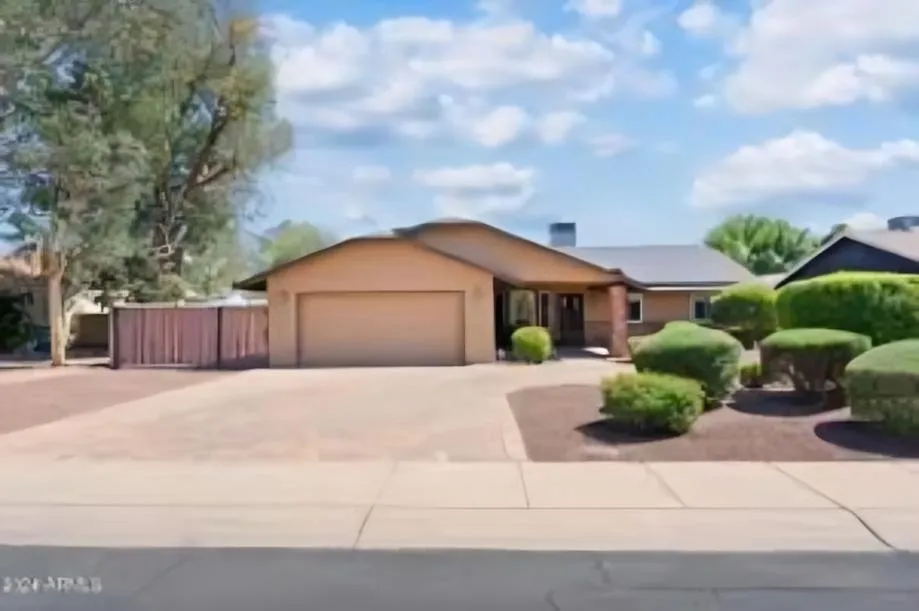 Gilbert builds and installs Driveways