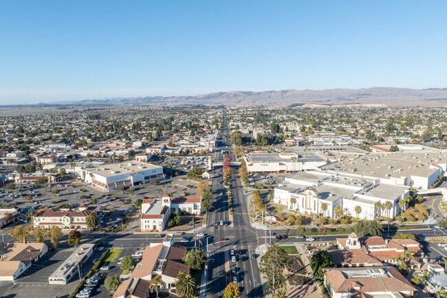 Is Santa Maria a Good Place to Live? The Complete 2026 Local Guide