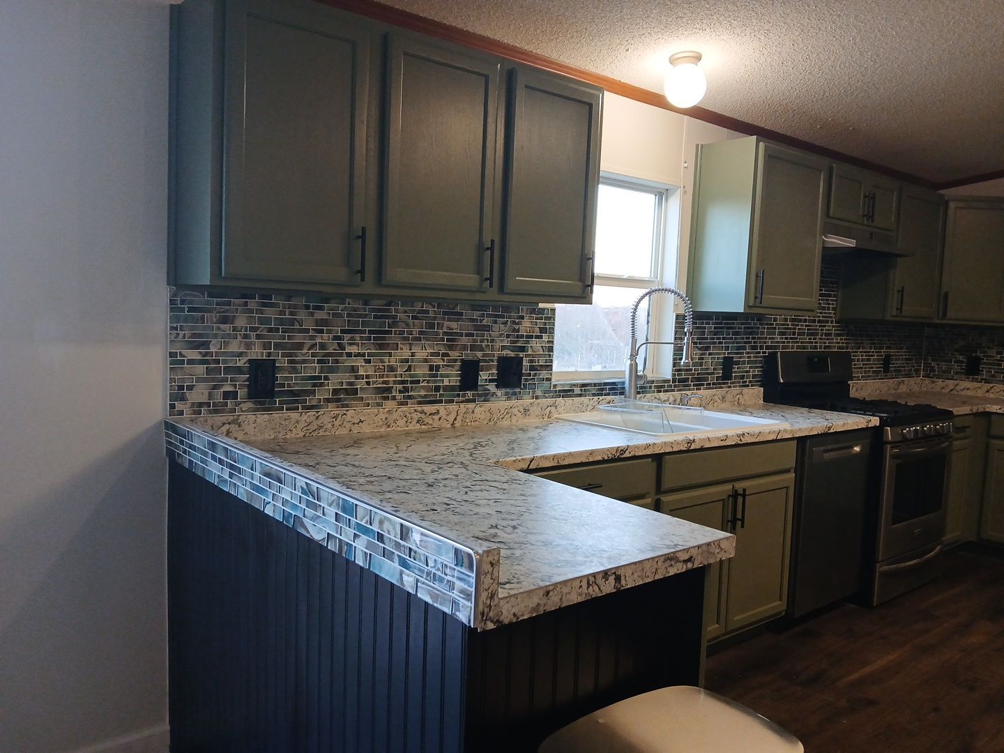 Backsplash Install