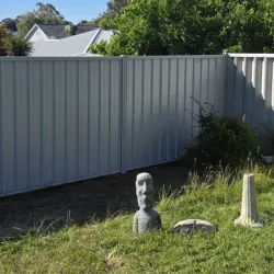 Post and Panel retaining Fremantle