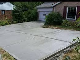 Covington Concrete builds and installs pool deck