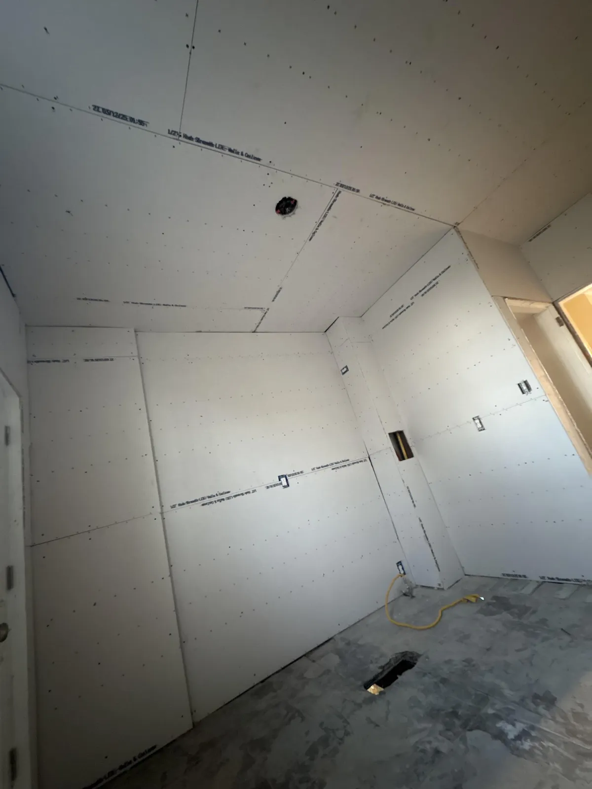 drywall installation image
