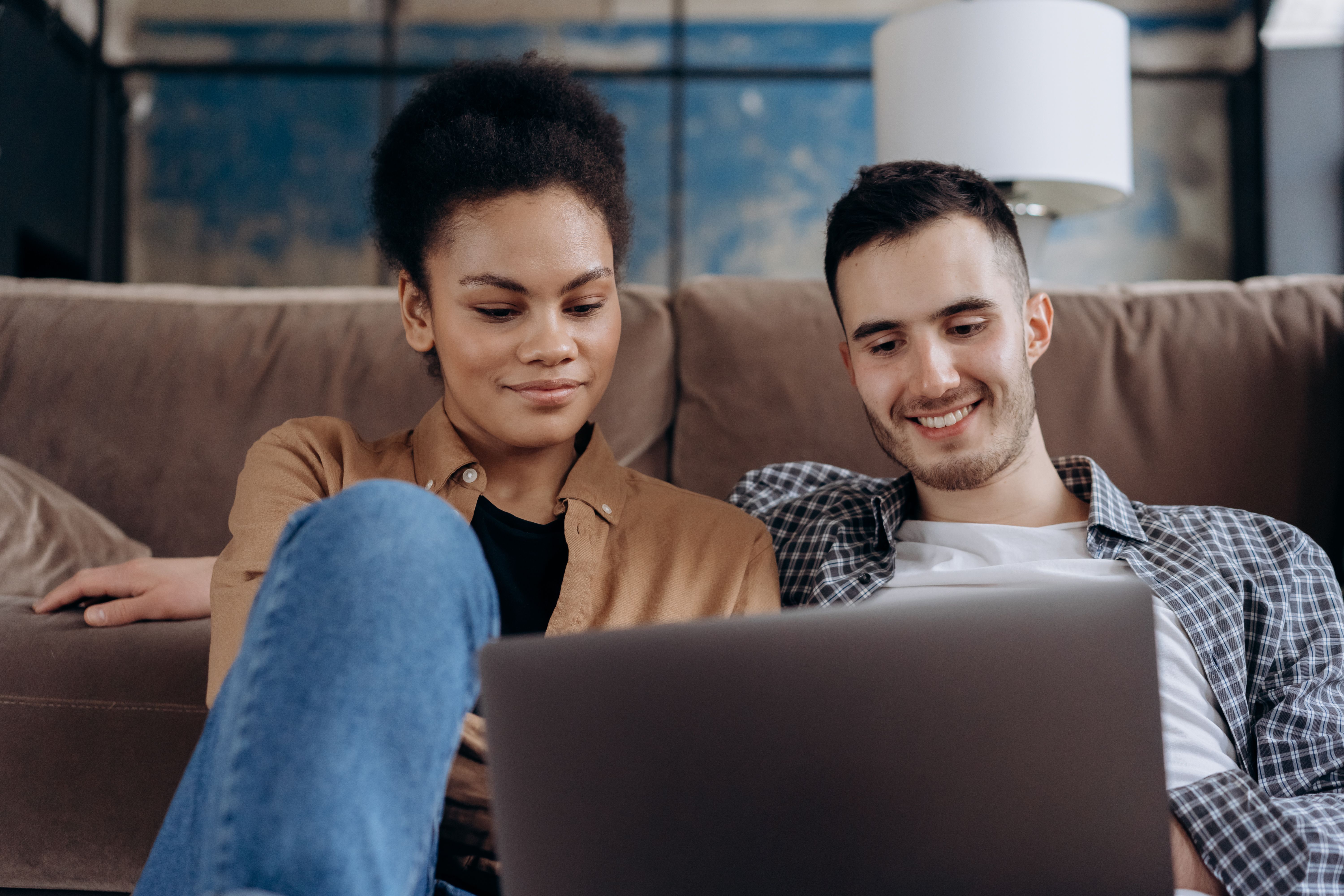 9 Signs It's Time for Couples Therapy (Before Small Problems Become Big Ones)