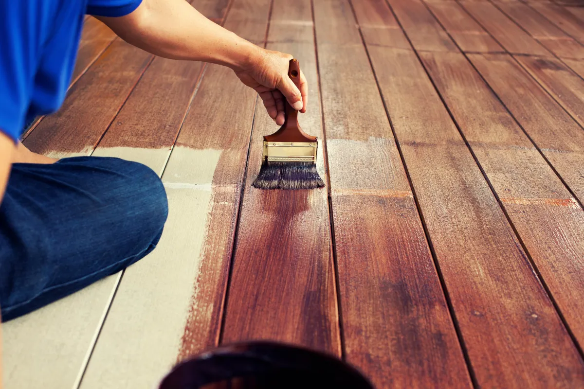 Deck Painting Services in Des Moines, IA