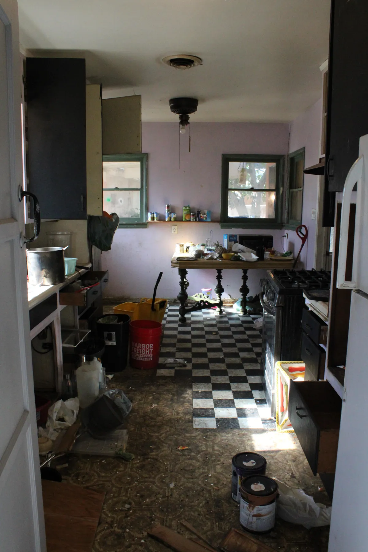 white and brown kitchen counter