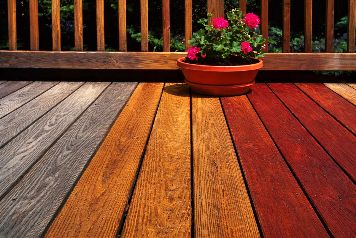 Deck & Wood Staining in Marlboro, NJ
