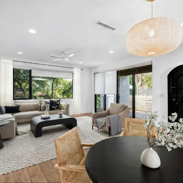 1116 Mariposa Dr #D Austin Texas 78704