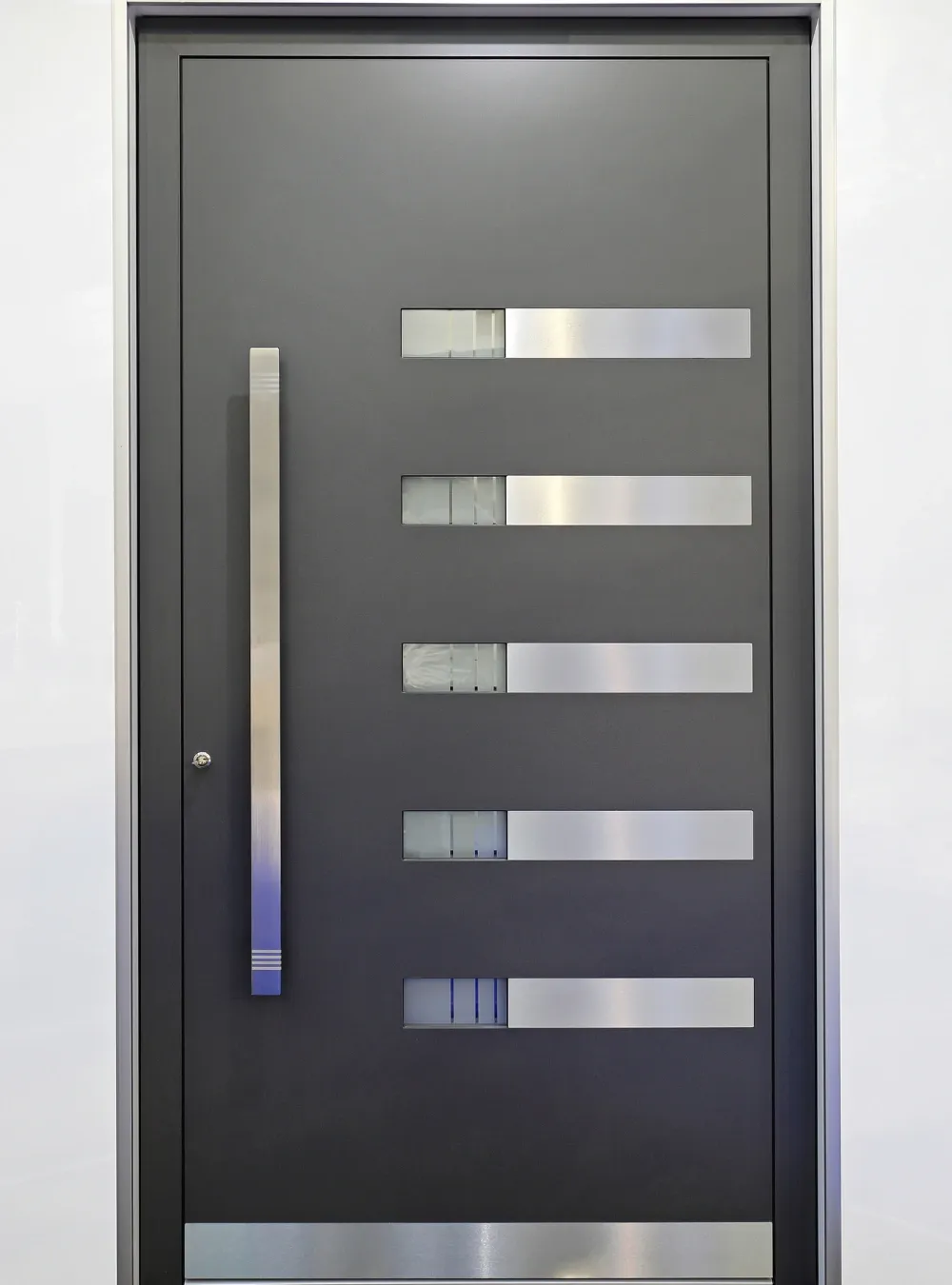 Black door 