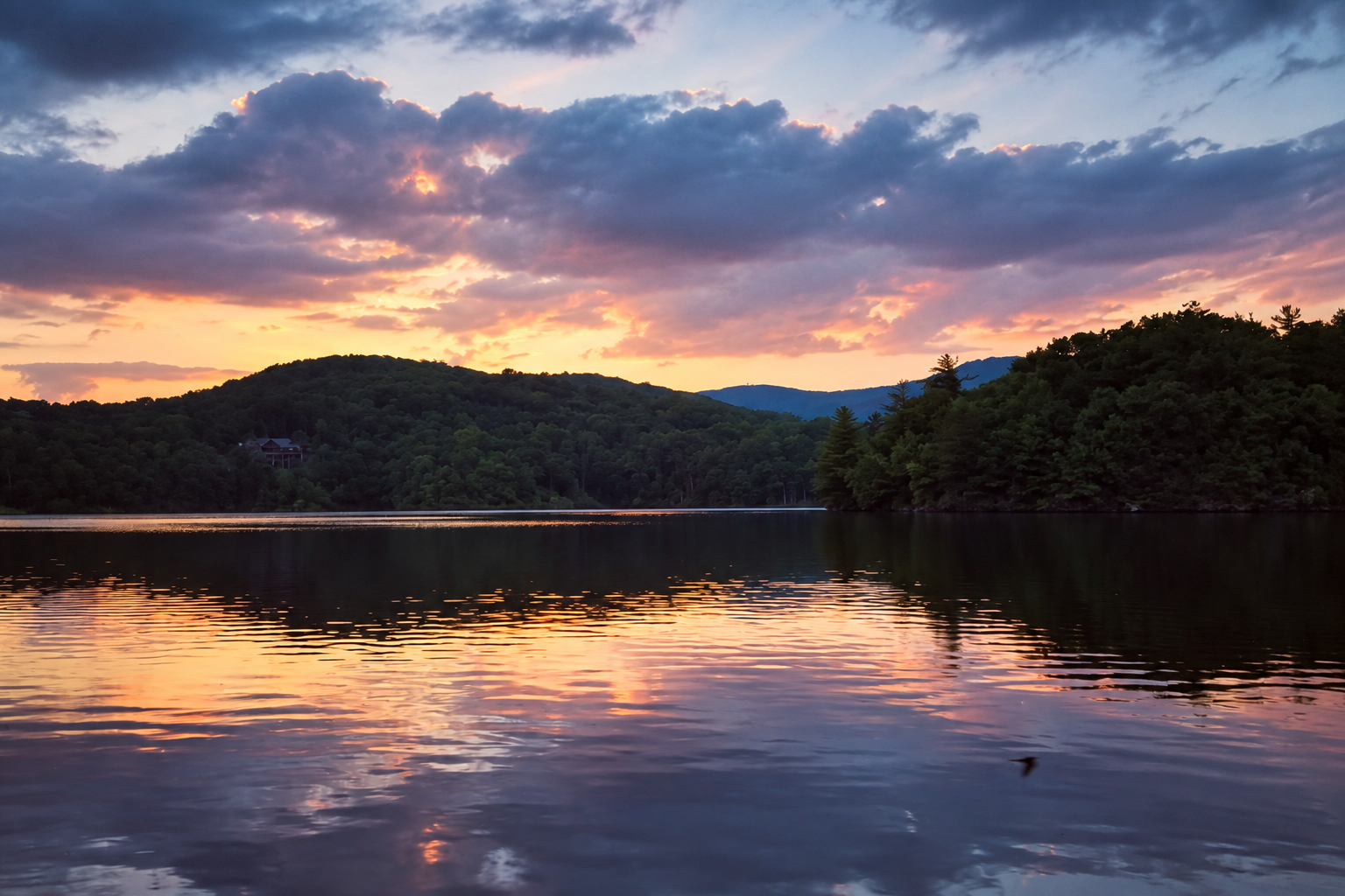 Lake Living in Big Canoe, GA: Neighborhood Guide