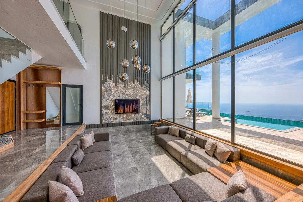 Toronto's Premier Luxury Homes for Sale: View Listings Now