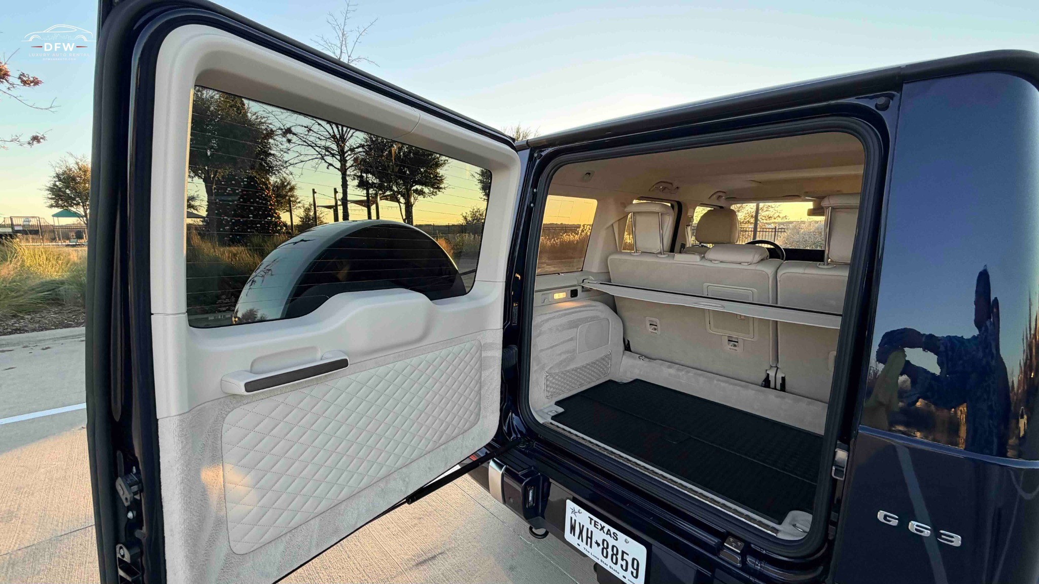 g-wagon-rental-dallas-night-black-magno-amg-G63