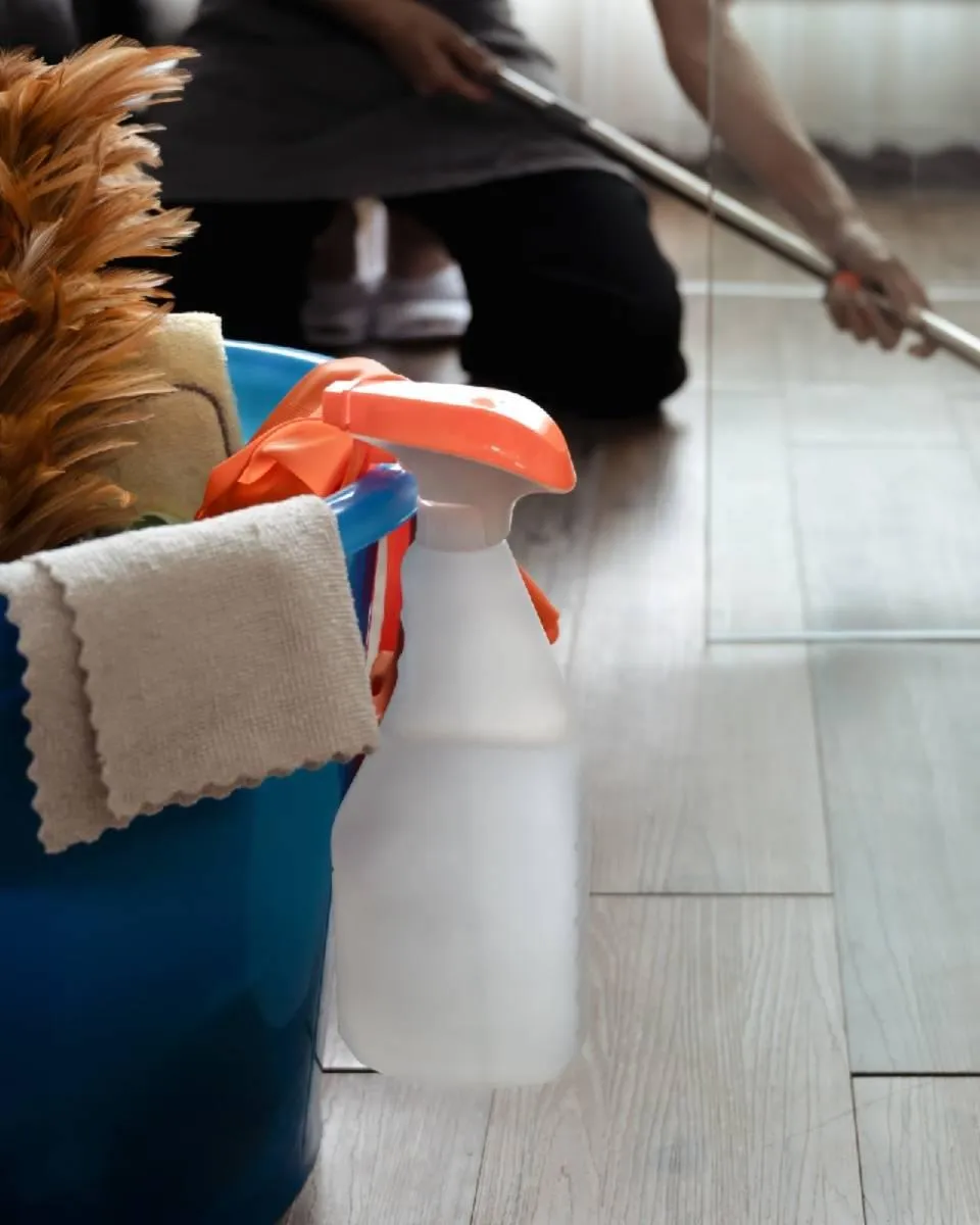 Low-maintenance garden path with concrete stepping stones and black decorative gravel in a Christchurch residential property