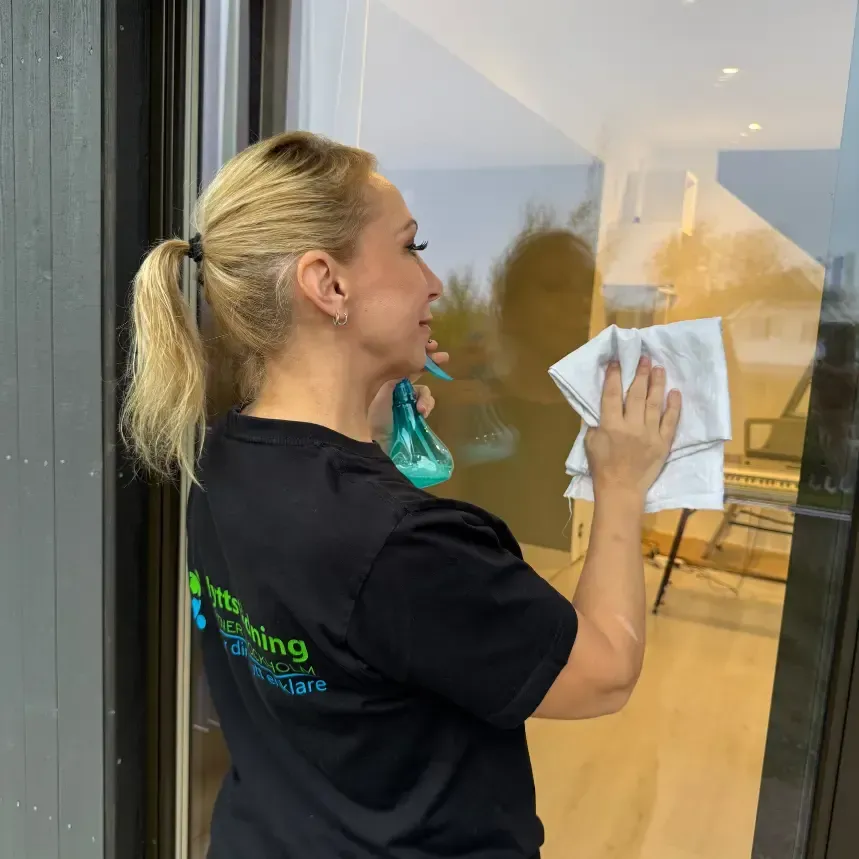 Billig Flyttstäd Märsta