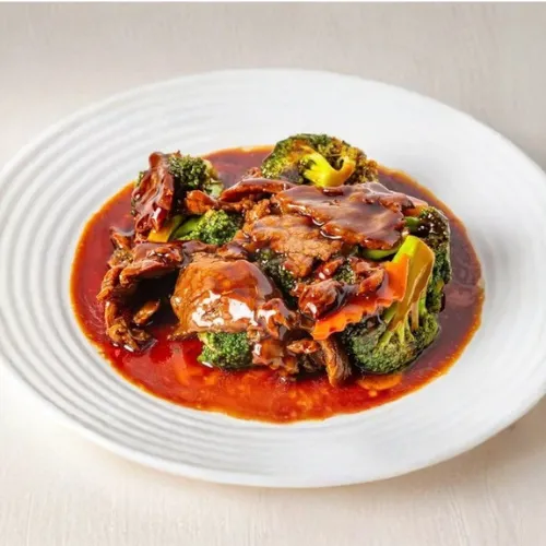 BEEF WITH BROCCOLI