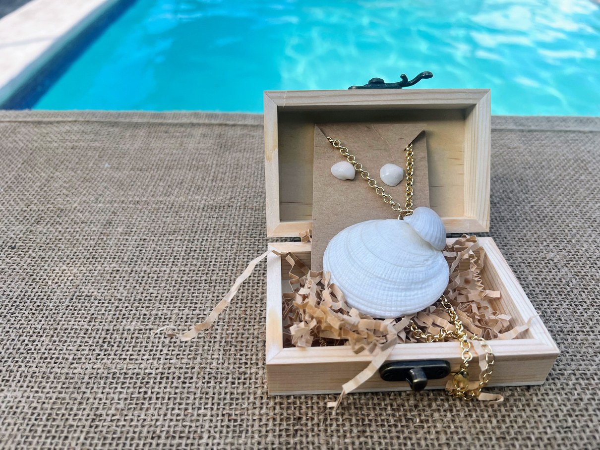 Karakolytas artisan keepsake displayed elegantly in a boutique setting