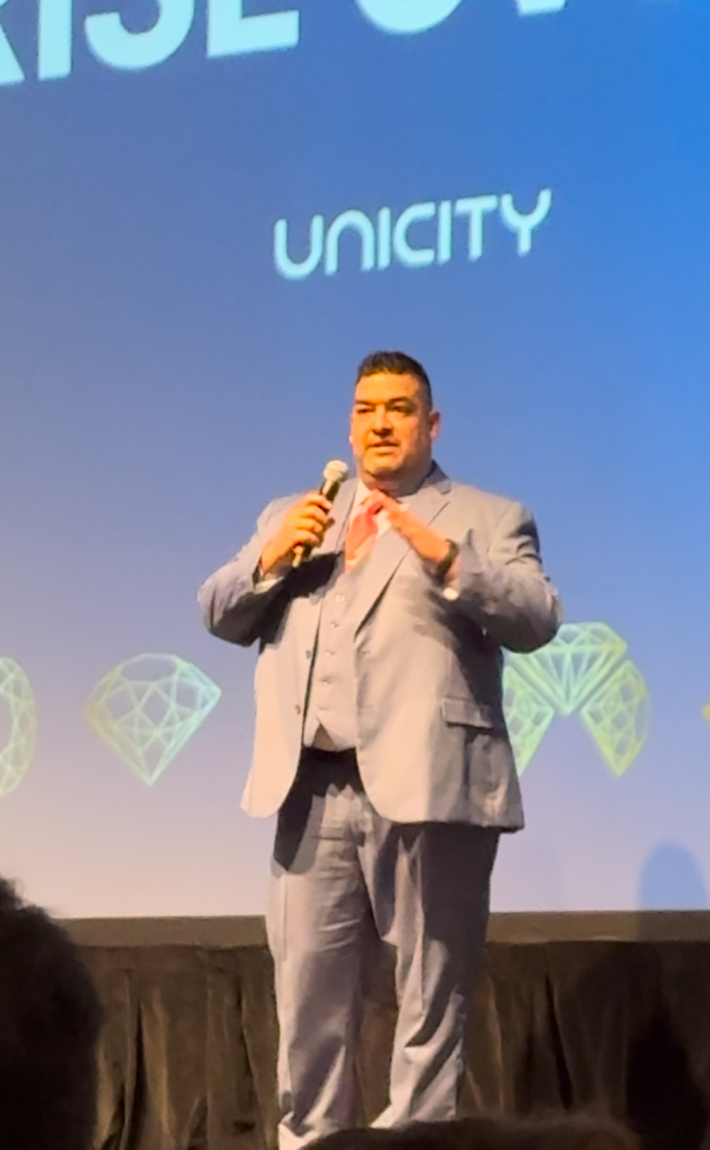 Ilustración de liderazgo del pre-lanzamiento de Unicity Chile