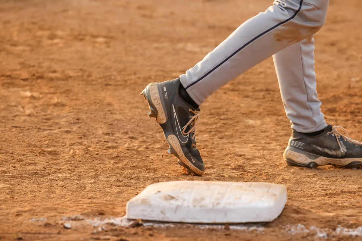 Tom Sox Player on Base in Dirt