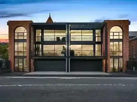 Luxury & Architectural Builds