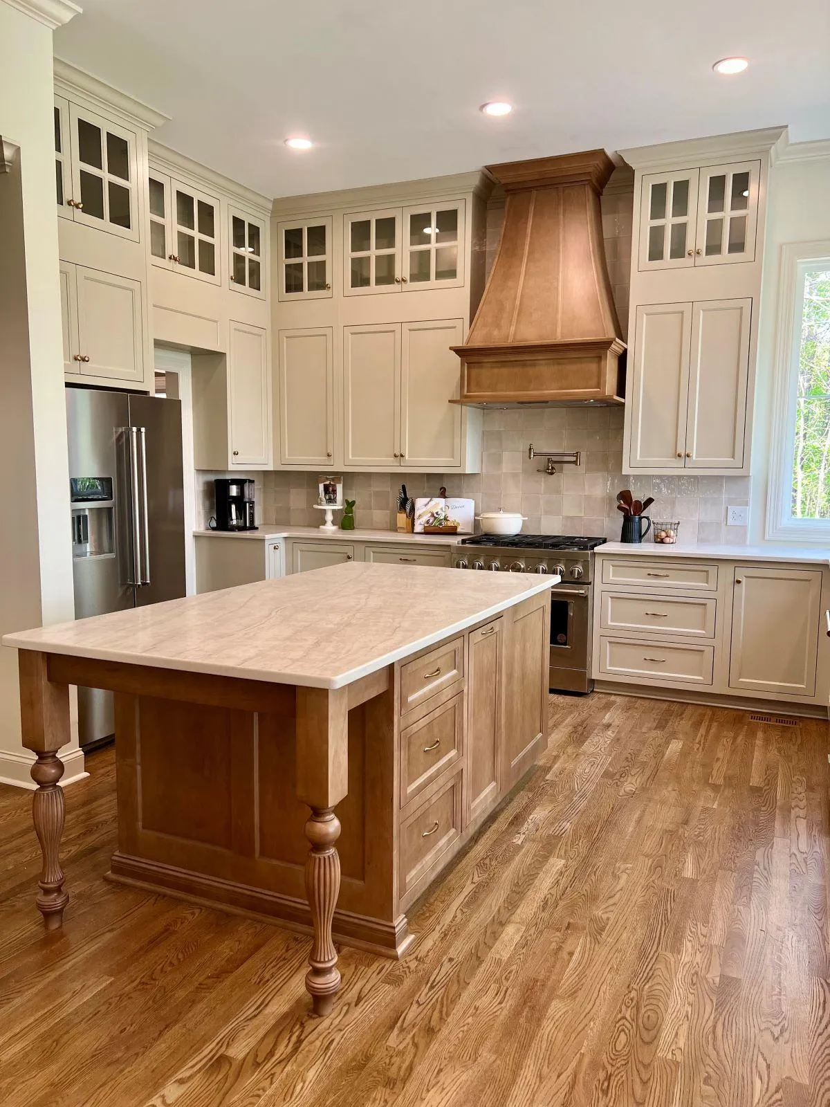 Custom Kitchen Cabinets