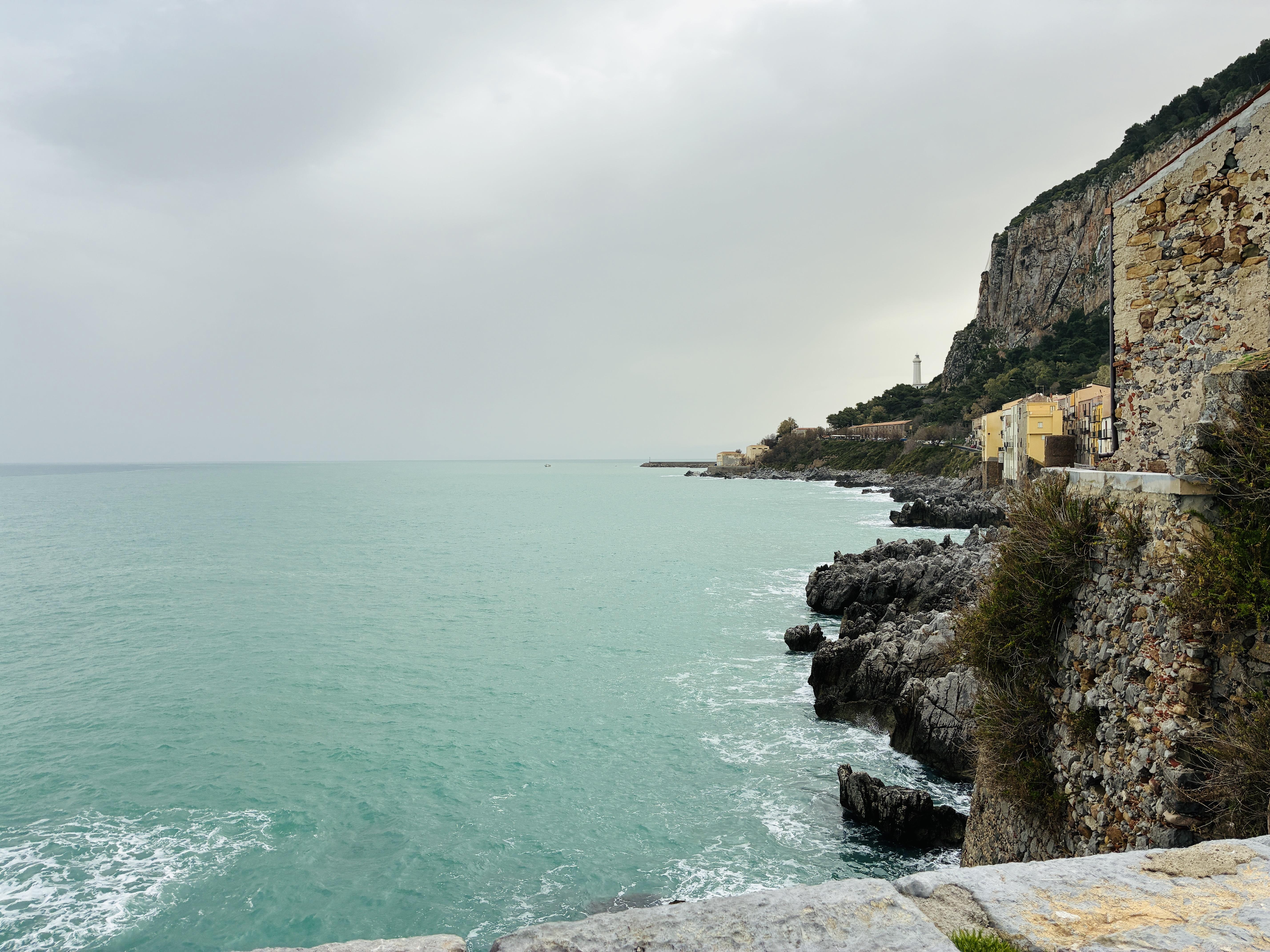 The Wealth Line in Astrocartography: My personal experiences and experiments