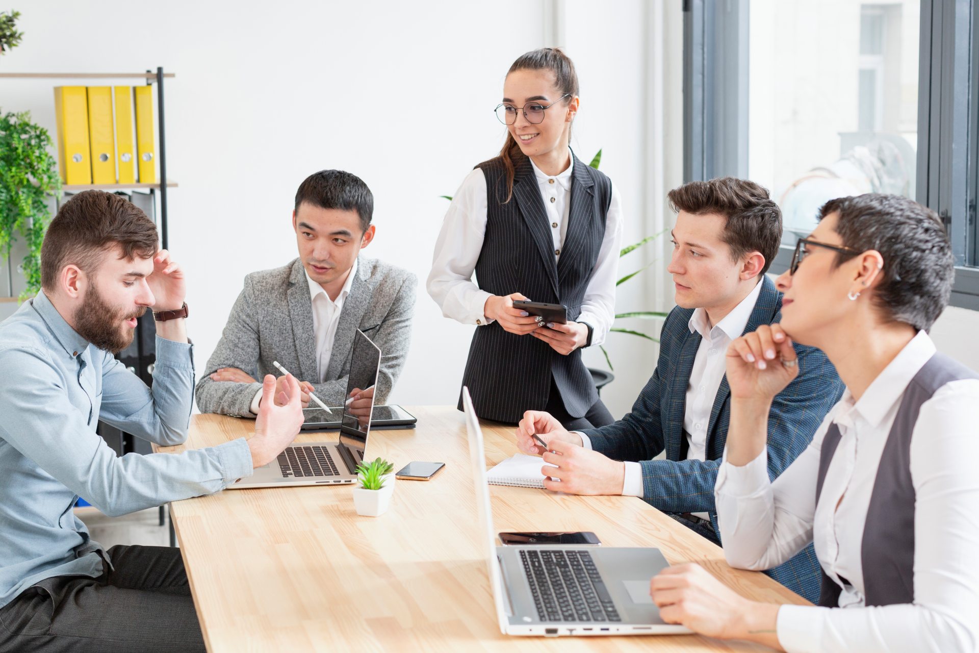 The 15-Minute Meeting Every Leadership Team Should Have