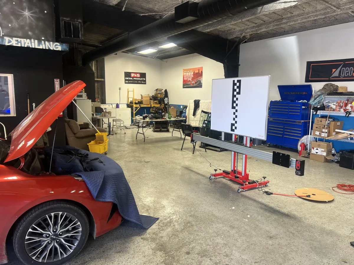 Best Cash Pricing on Windshield Repair.