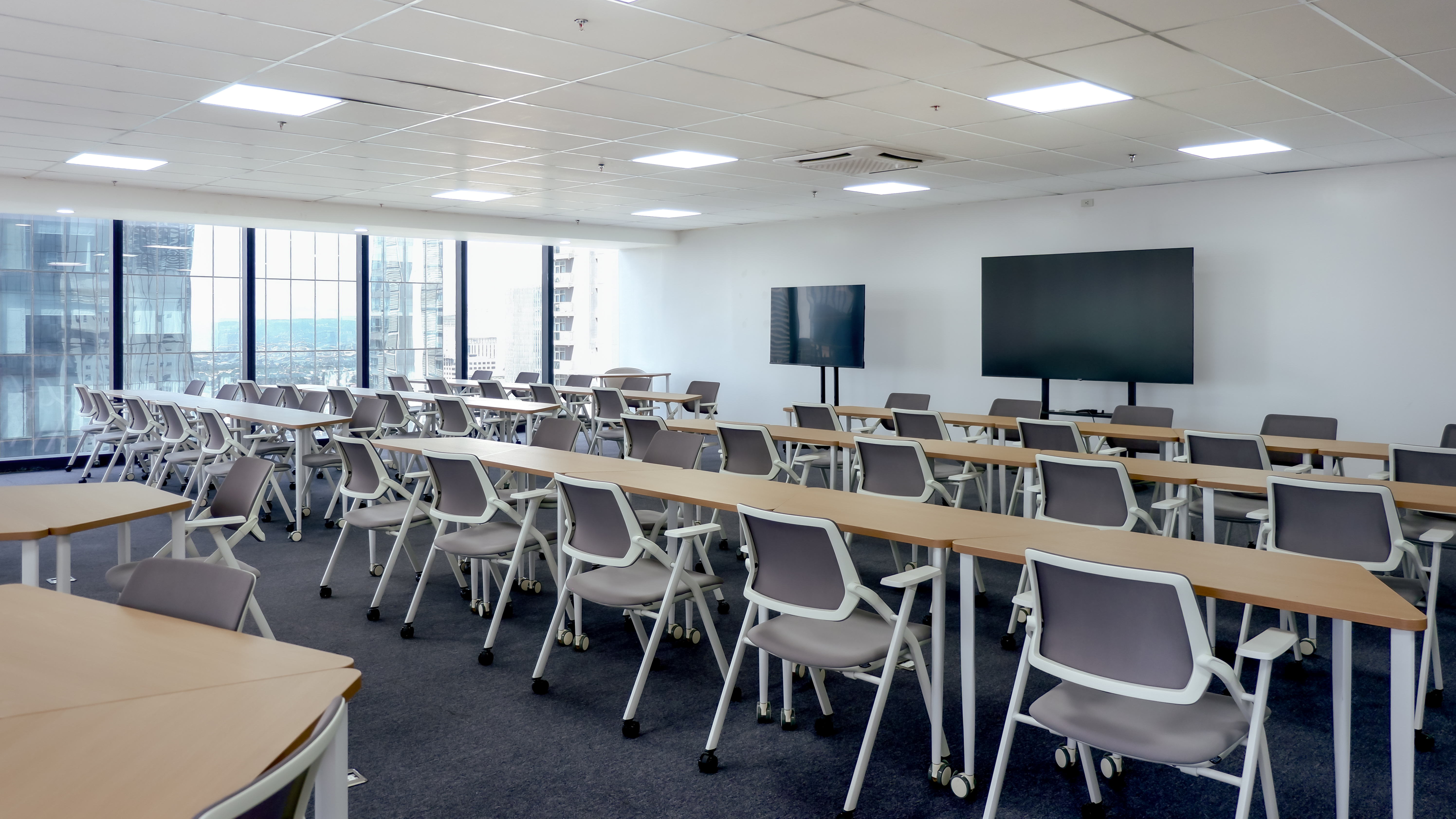 BGC Office Spotlight: Why High Street Corporate Plaza Is Metro Manila's Business Hub