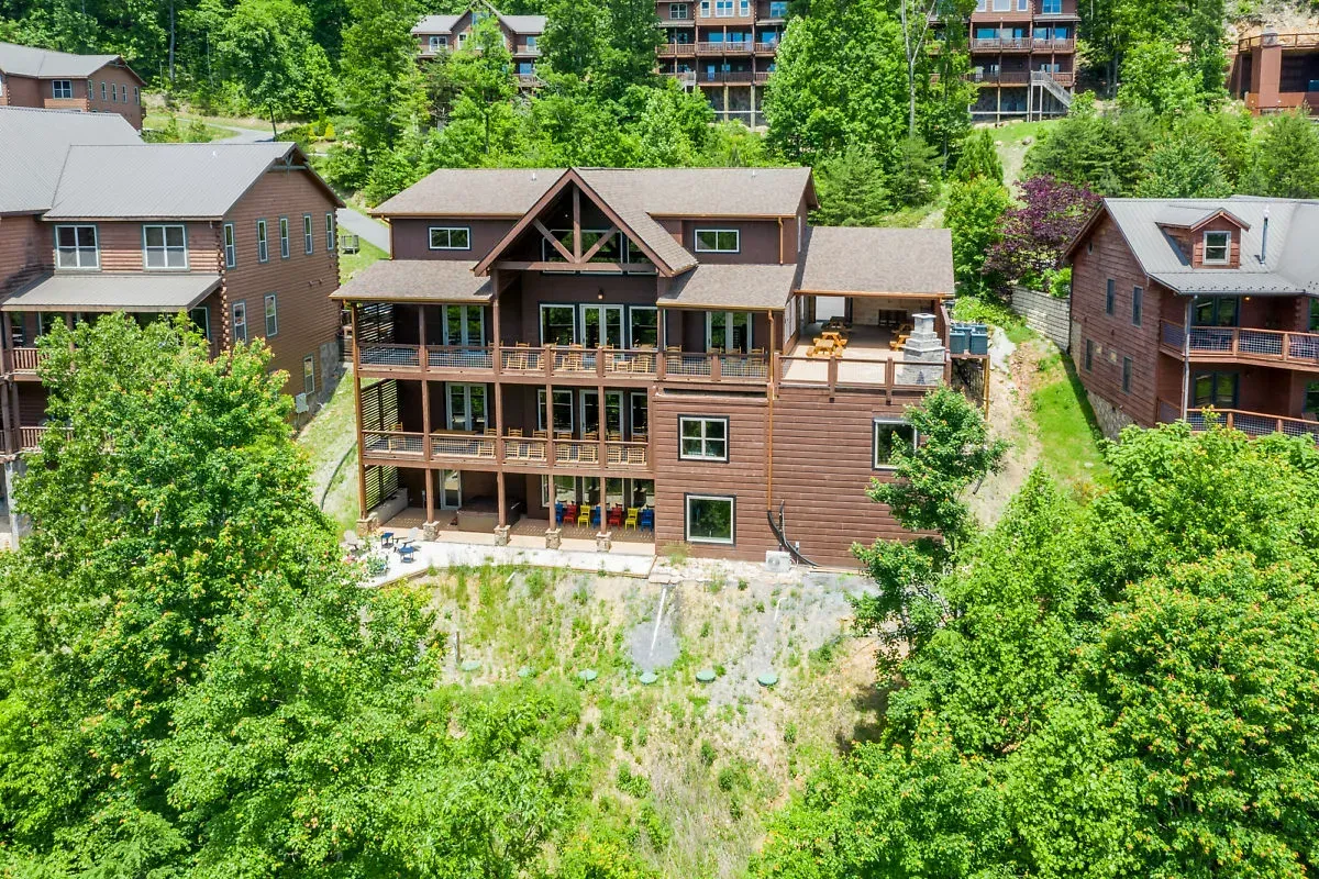 Mansion view 4