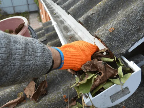 Gutter Cleaning in Center Point