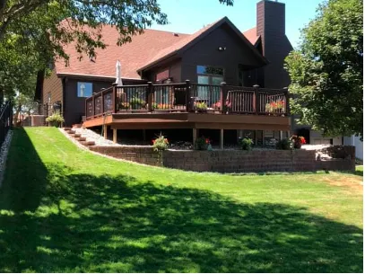 House with big terrace on front