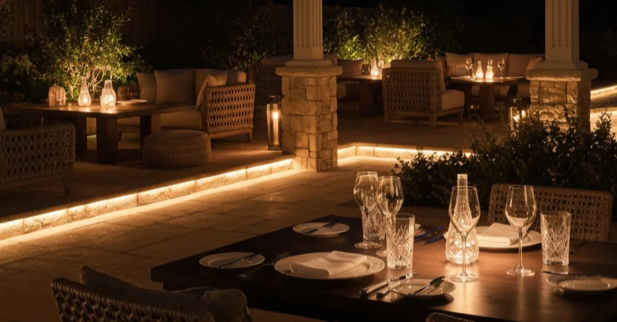 Architectural Integration of lighting hardware