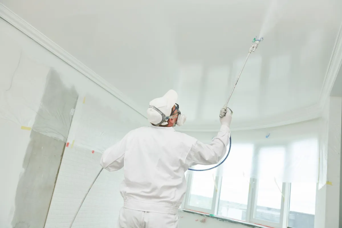 The Benefits of Hiring a Professional House Painter