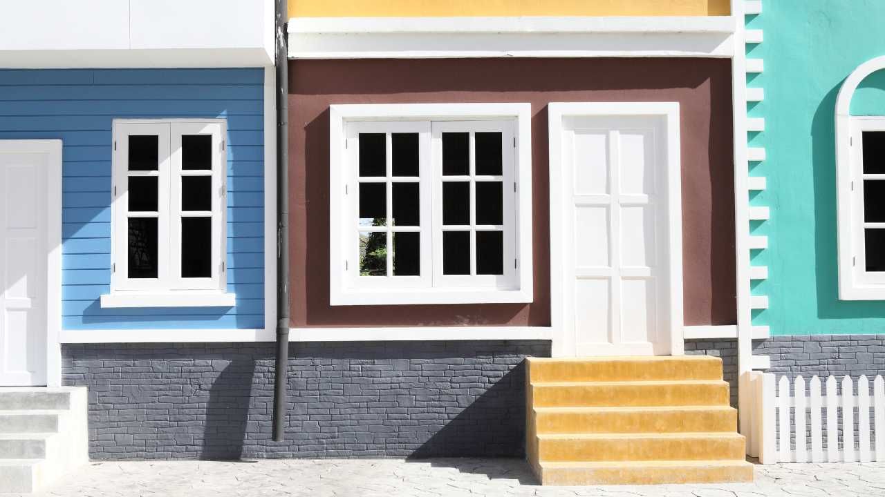 How to Paint Exterior Trim: A Step-by-Step Guide for Homeowners