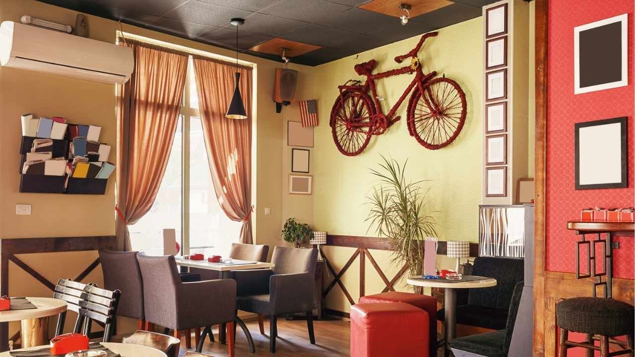 café interior colors