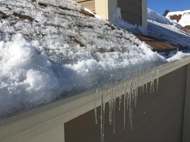 January Ice Dam Warning Signs & Prevention: Protect Your Home Before Damage Starts