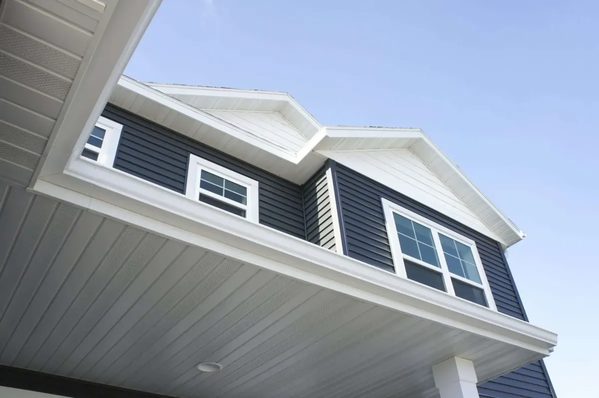Out with the Old, In with the Seamless - Why Late May is the Crucial Time for New Eavestroughs