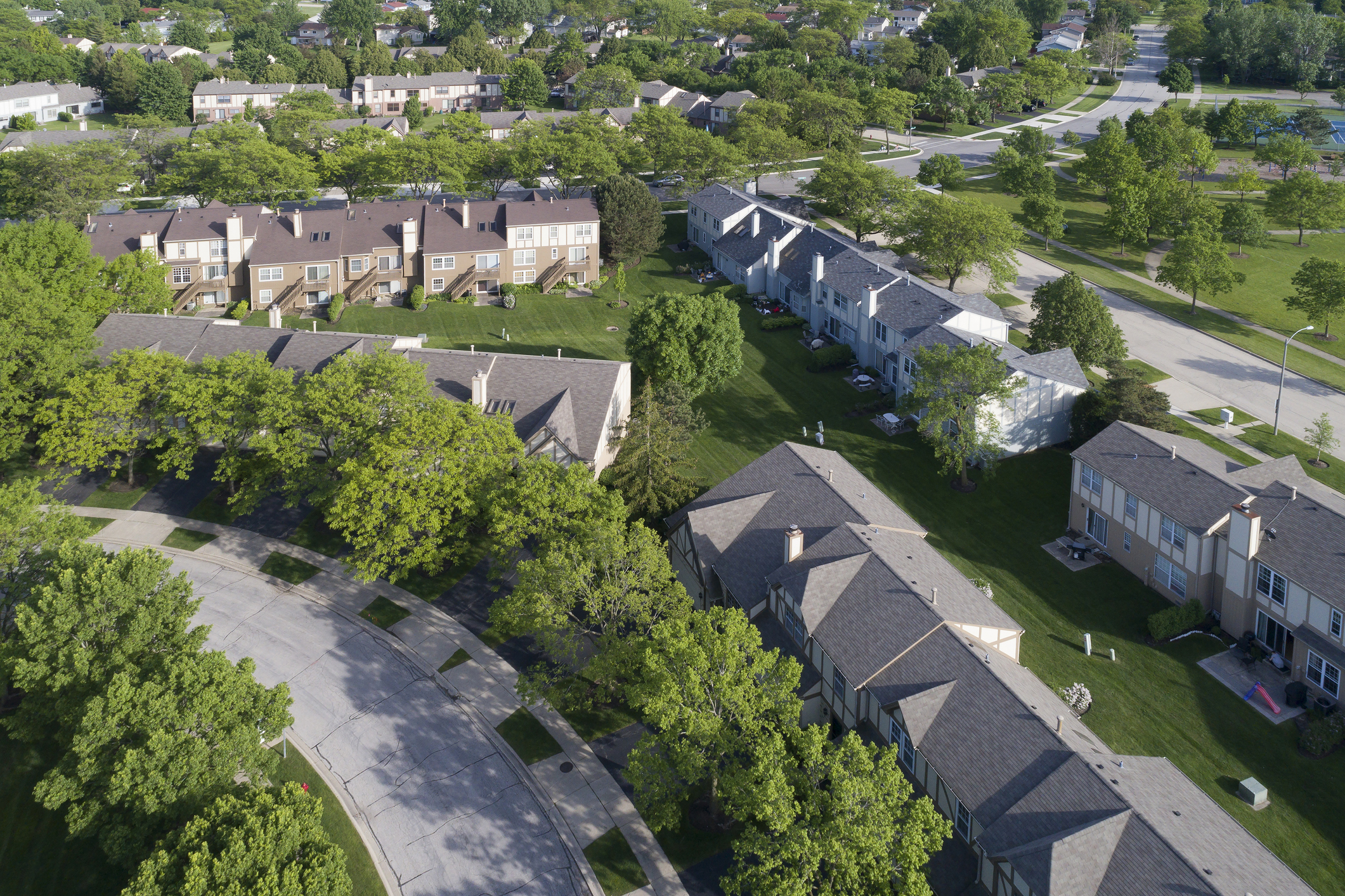 Atlanta neighborhood aerial view representing local home buyers.