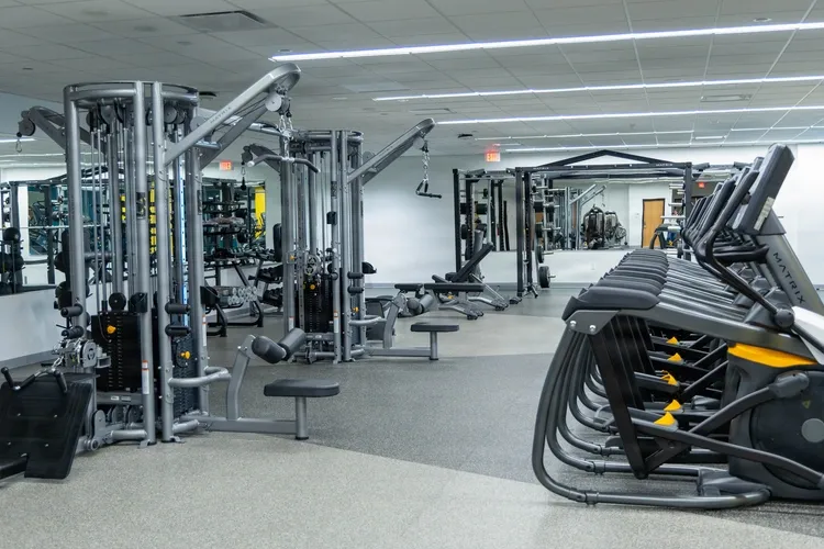 Powerbuilding: Train for Strength and Size | Combat Fitness