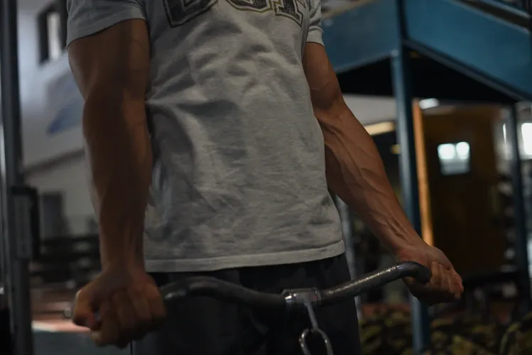 Cable Ab Workouts: 5 Best Core Exercises | Combat Fitness