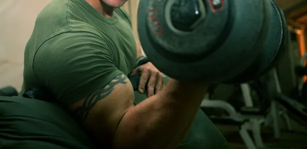 Cross-Body Hammer Curl: Form & Muscles | Combat Fitness