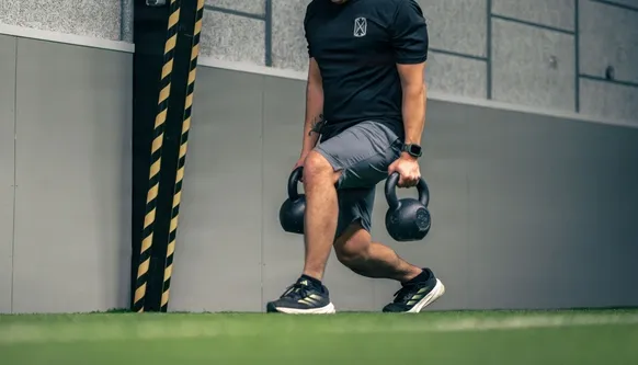 Lunge Alternatives: 8 Best Substitutes | Combat Fitness