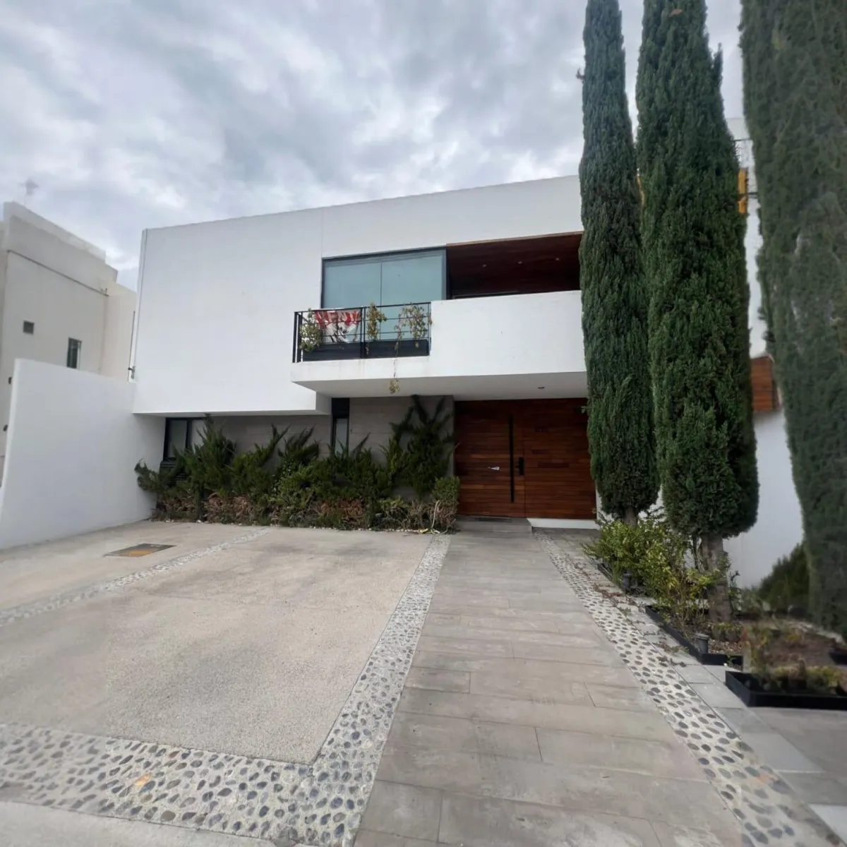 Casa en Venta – Condesa Juriquilla – Querétaro - Aura Realty Querétaro 