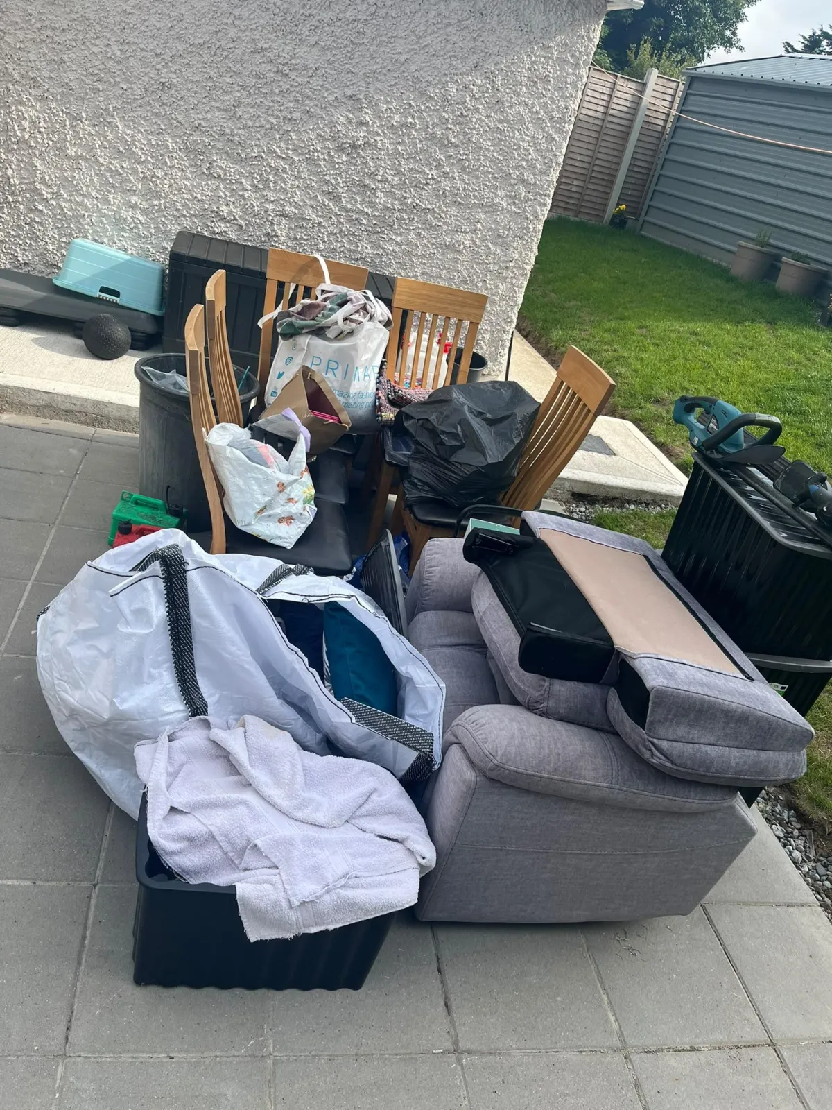 House clear-out project showing empty clean room
