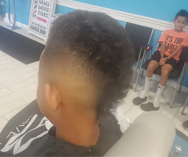 Lonnie's Barber Hair Studio 