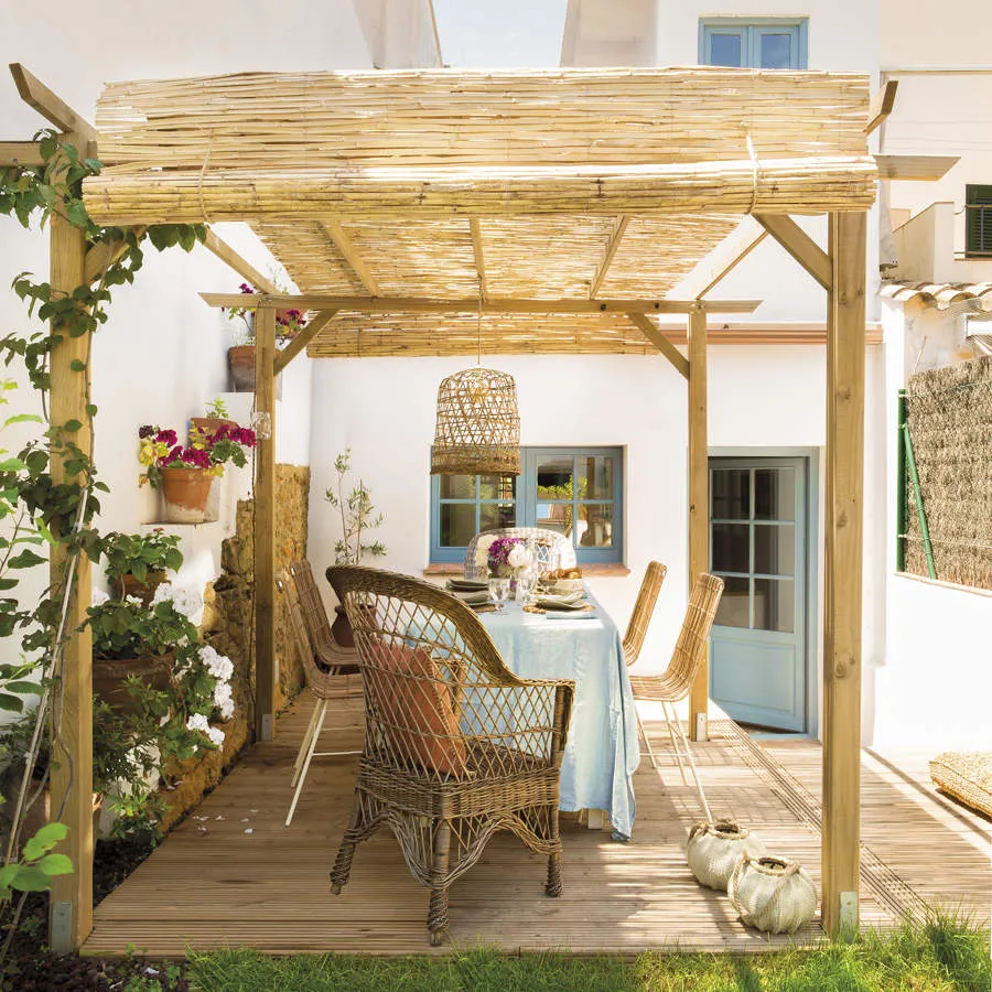 is it cheaper to build or buy a pergola