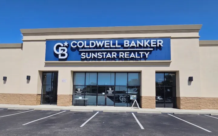 Coldwell Banker Sunstar Realty office at 18500 Veterans Blvd, Port Charlotte, FL  33954