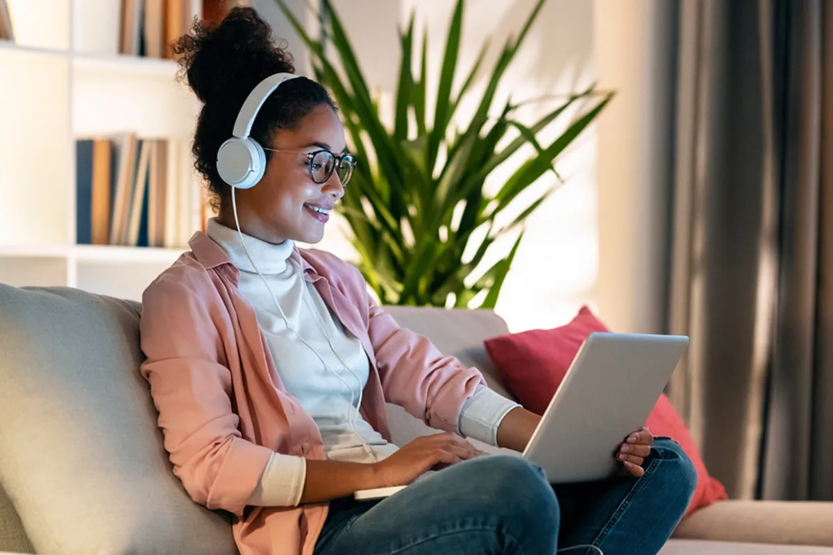 Researching Airbnb investing online